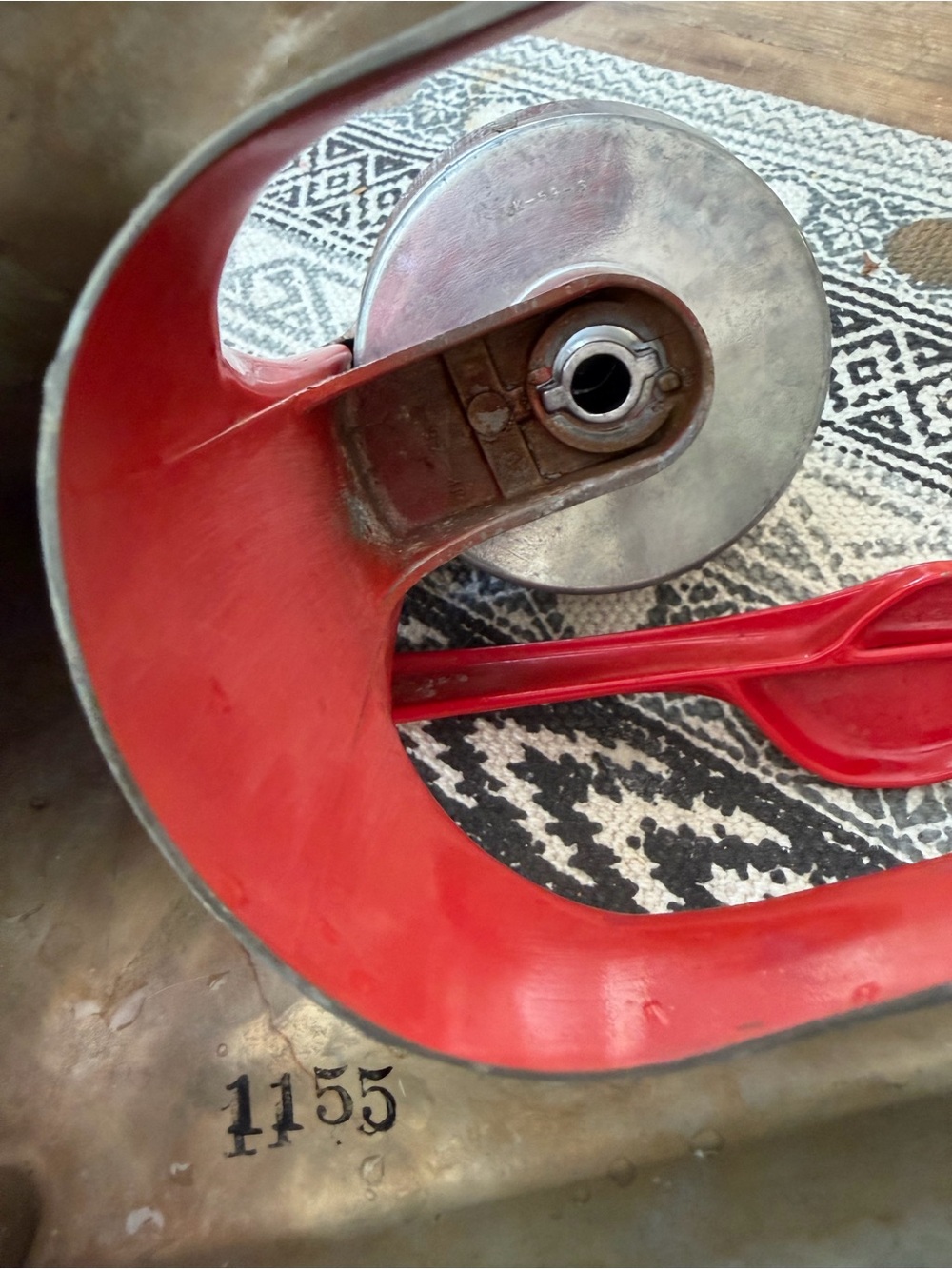 Juice King Vintage Manual Red Citrus Juicer - Picture 6 of 7